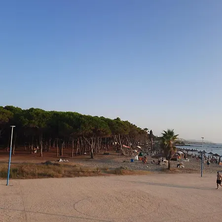 Arlis House Apartment Golem (Tirana)