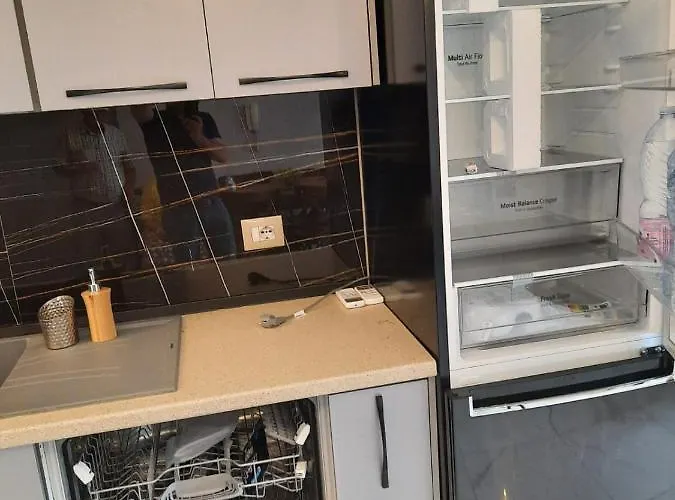 Arlis House * Golem (Tirana)