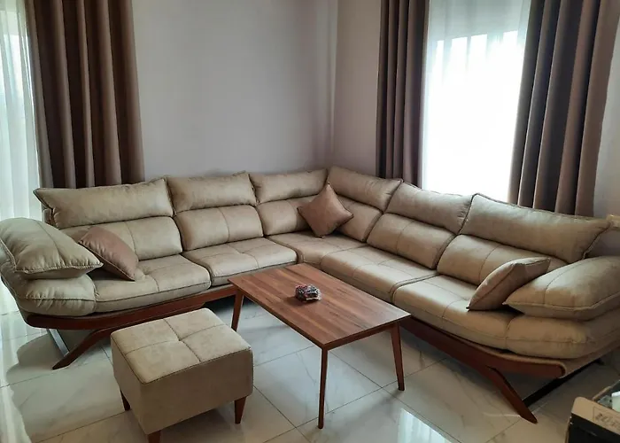 Arlis House Apartment Golem (Tirana)